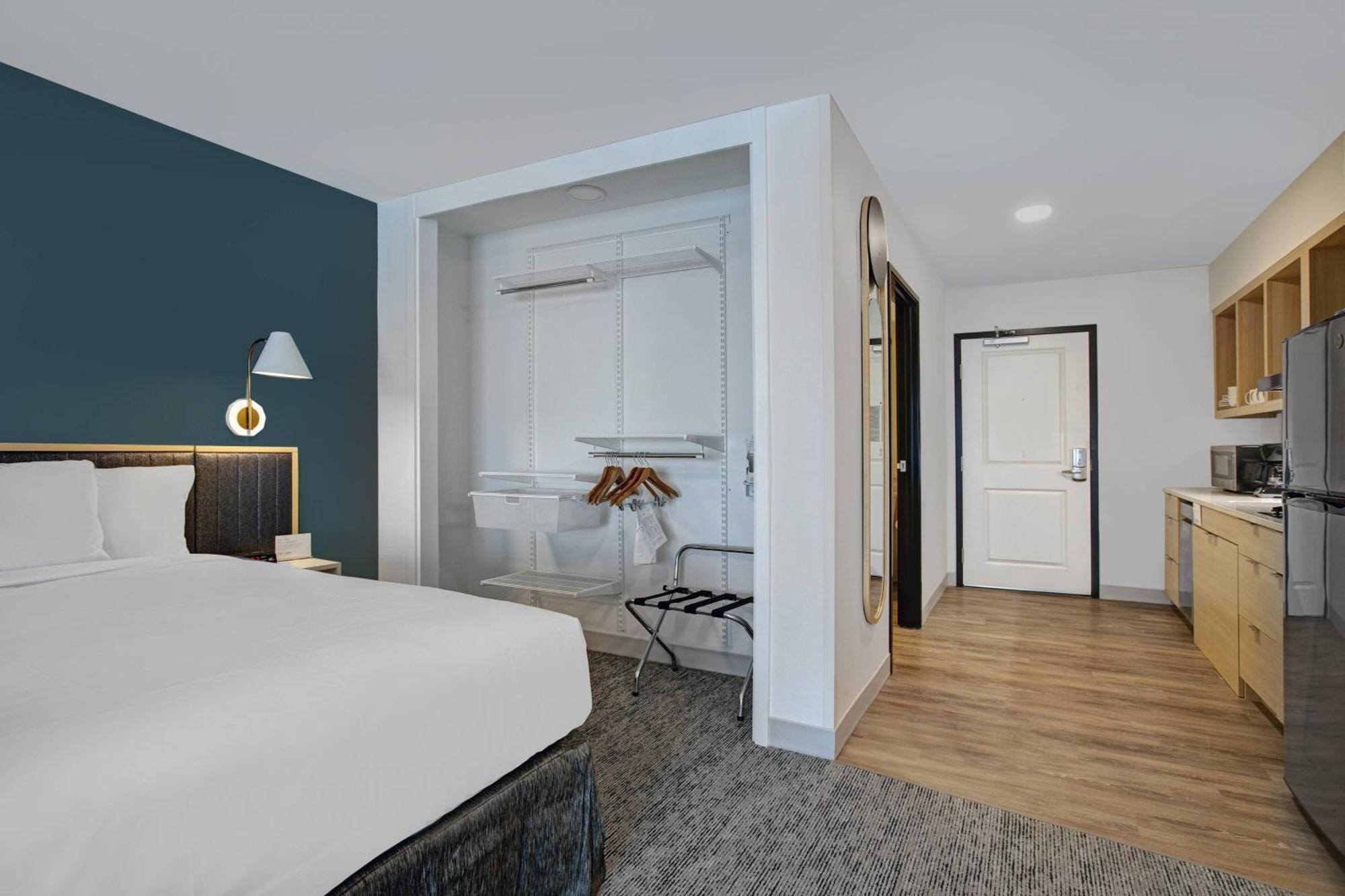 Towneplace Suites By Marriott Phoenix Glendale Sports & Entertainment District Buitenkant foto