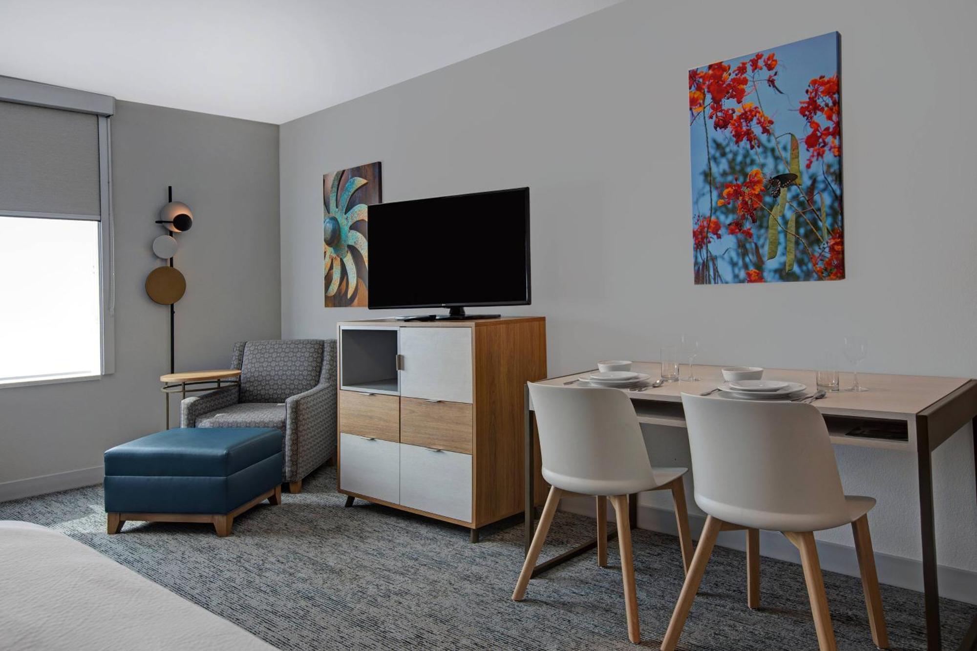 Towneplace Suites By Marriott Phoenix Glendale Sports & Entertainment District Buitenkant foto